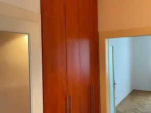 Pronájem bytu 1+1, Praha - Vinohrady, Koperníkova, 46 m2