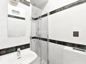 Pronájem bytu 4+1, Praha - Dejvice, Šárecká, 150 m2