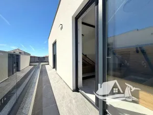 Prodej bytu 3+kk, Mandre, Chorvatsko, 75 m2