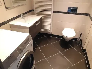 Pronájem bytu 2+kk, Praha - Horní Měcholupy, Modenská, 54 m2