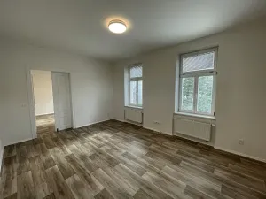 Pronájem bytu 3+kk, Praha, Bubenečská, 80 m2