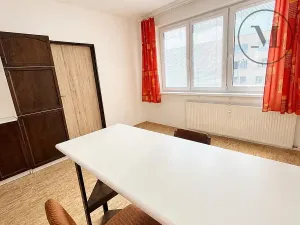 Pronájem bytu 2+kk, České Budějovice, O. Nedbala, 34 m2