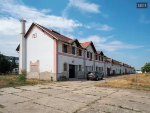 Prodej komerčního pozemku, Vlasatice, 83936 m2