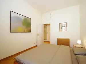 Pronájem bytu 2+kk, Praha - Malá Strana, Újezd, 73 m2