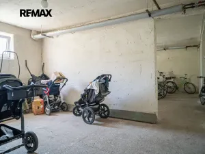 Prodej bytu 1+1, Hradec Králové, třída SNP, 40 m2