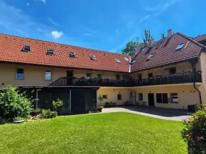 Prodej činžovního domu, Hostivice, Litovická, 322 m2