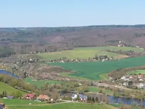 Prodej pole, Hýskov, 1374 m2