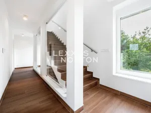 Pronájem rodinného domu, Praha - Břevnov, Falcká, 500 m2