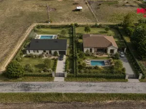 Prodej pozemku pro bydlení, Strenice, 2185 m2
