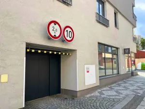 Pronájem bytu 1+kk, Praha - Smíchov, Pod Barvířkou, 36 m2