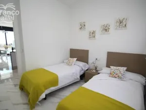 Prodej rodinného domu, San Miguel de Salinas, Alicante, Španělsko, 144 m2