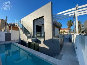 Prodej rodinného domu, Torrevieja, Alicante, Španělsko, 310 m2