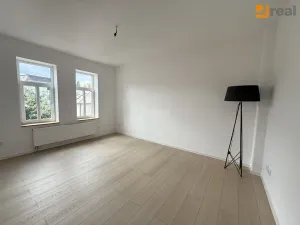 Prodej bytu 3+1, Liberec, Hanychovská, 79 m2