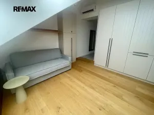 Pronájem bytu 1+kk, Praha - Libeň, Konšelská, 30 m2