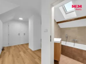 Prodej rodinného domu, Radim - Lháň, 180 m2