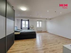 Prodej bytu 3+1, Heřmanova Huť - Vlkýš, Nádražní, 85 m2