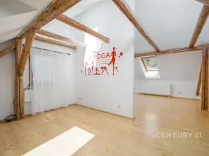 Prodej rodinného domu, Chlumec, Holubova, 241 m2
