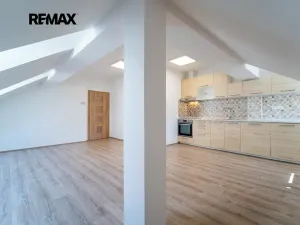 Pronájem bytu 3+kk, Kutná Hora, Jiřího z Poděbrad, 63 m2
