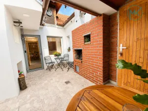 Pronájem rodinného domu, Staré Město, Jezuitská, 65 m2