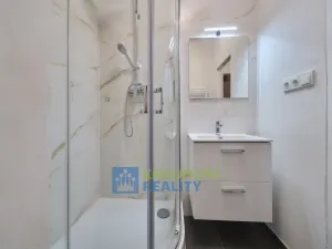 Pronájem bytu 2+1, Stará Paka, Tovární, 60 m2