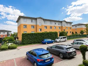 Pronájem bytu 1+kk, Praha - Horní Počernice, Dandova, 37 m2