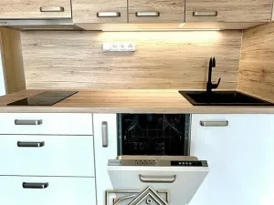 Pronájem bytu 1+kk, Praha - Hloubětín, U Tesly, 32 m2
