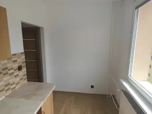 Pronájem bytu 1+1, Semily, Jizerská, 35 m2