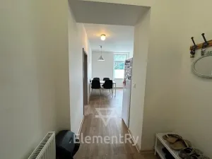 Pronájem bytu 2+1, Hradec Králové, V Lipkách, 56 m2