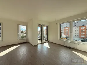 Prodej bytu 2+kk, Praha - Strašnice, Počernická, 58 m2