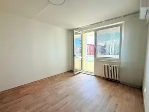 Pronájem bytu 1+1, Židlochovice, sídl. Družba, 34 m2