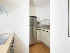 Pronájem bytu 2+kk, Praha - Nusle, Pod vilami, 100 m2