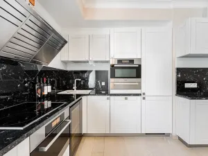 Prodej bytu 3+kk, Karlovy Vary, Zámecký vrch, 108 m2