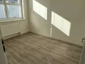 Pronájem bytu 2+kk, Polepy, 52 m2