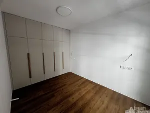 Pronájem bytu 2+kk, Praha - Vinohrady, Korunní, 56 m2