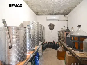 Prodej zahrady, Tvrdonice, 1072 m2