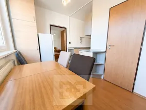Pronájem bytu 3+1, Jihlava, Vrchlického, 73 m2