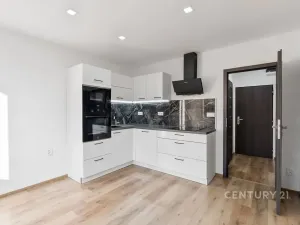 Pronájem bytu 1+1, Děčín, Oblouková, 35 m2