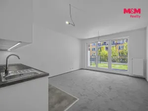Pronájem bytu 1+kk, Praha - Vysočany, Gerstelova, 32 m2