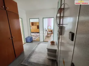 Pronájem bytu 4+1, Karlovy Vary, Školní, 84 m2