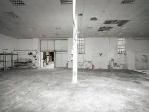 Pronájem skladu, Kladno, Na Vysokém, 367 m2
