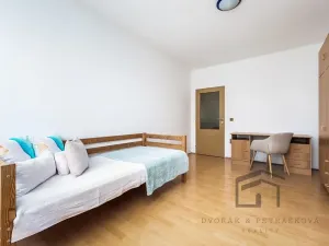 Pronájem bytu 3+kk, Praha - Černý Most, náměstí Plukovníka Vlčka, 86 m2