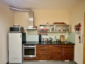 Pronájem bytu 3+1, Praha - Smíchov, U Malvazinky, 91 m2