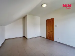 Pronájem bytu 2+kk, Chrást, tř. Čs. odboje, 45 m2