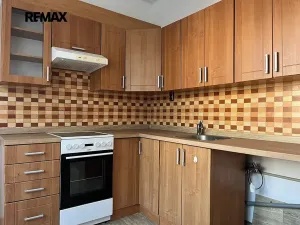Pronájem bytu 2+1, Kladno, Litevská, 62 m2