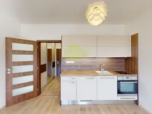 Pronájem bytu 1+kk, Olomouc, Tovární, 32 m2