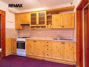 Prodej rodinného domu, Břeclav, náměstí Petra Bezruče, 70 m2
