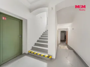 Prodej obchodního prostoru, Ústí nad Labem - Neštěmice, Veslařská, 240 m2