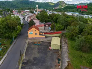 Prodej obchodního prostoru, Ústí nad Labem - Neštěmice, Veslařská, 240 m2