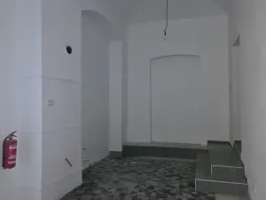 Pronájem obchodního prostoru, Roudnice nad Labem, Arnoštova, 70 m2