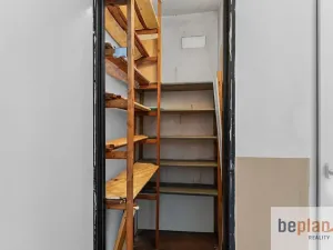Prodej bytu 3+1, Děčín, Jezdecká, 64 m2